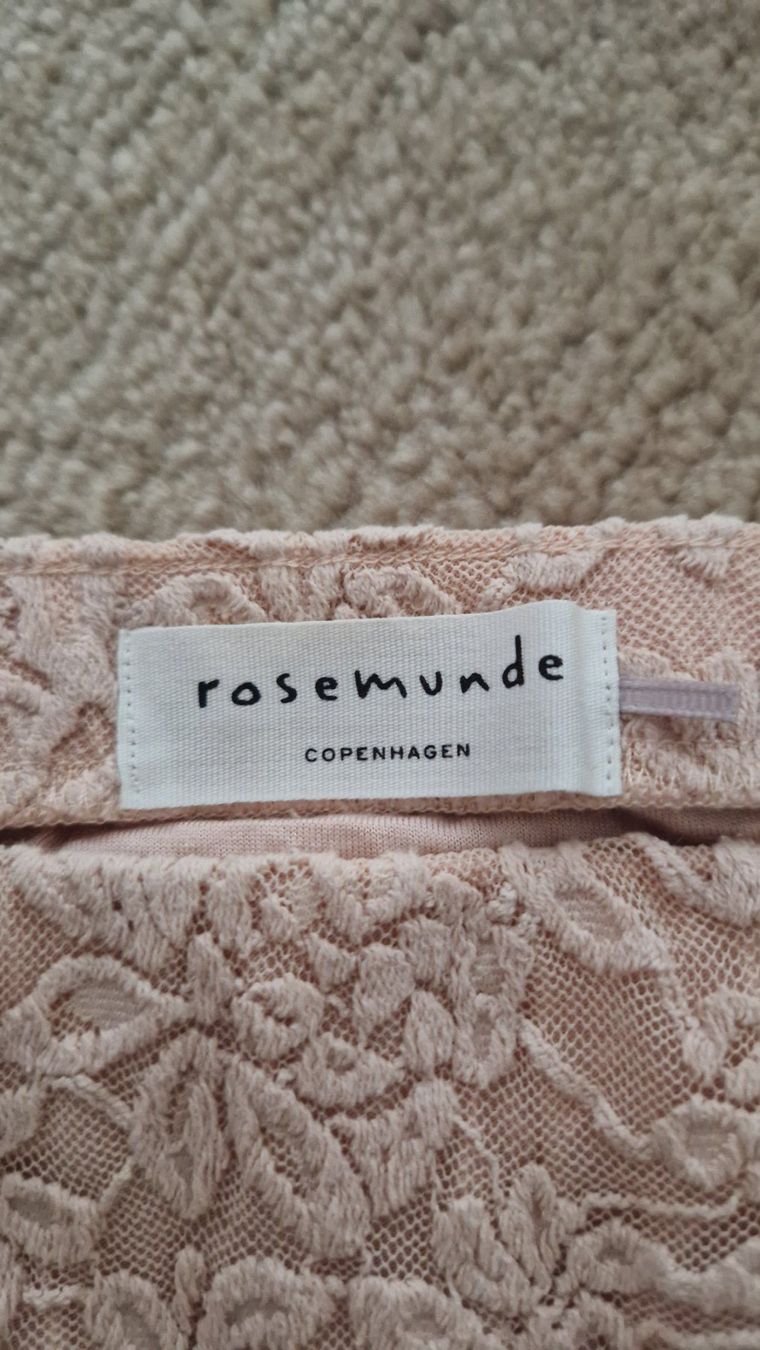 Rosemunde Jupes: Rock Spitze hellrosa Gr. S – D'occasion à Rütihof par SonneMondSterne1985 3