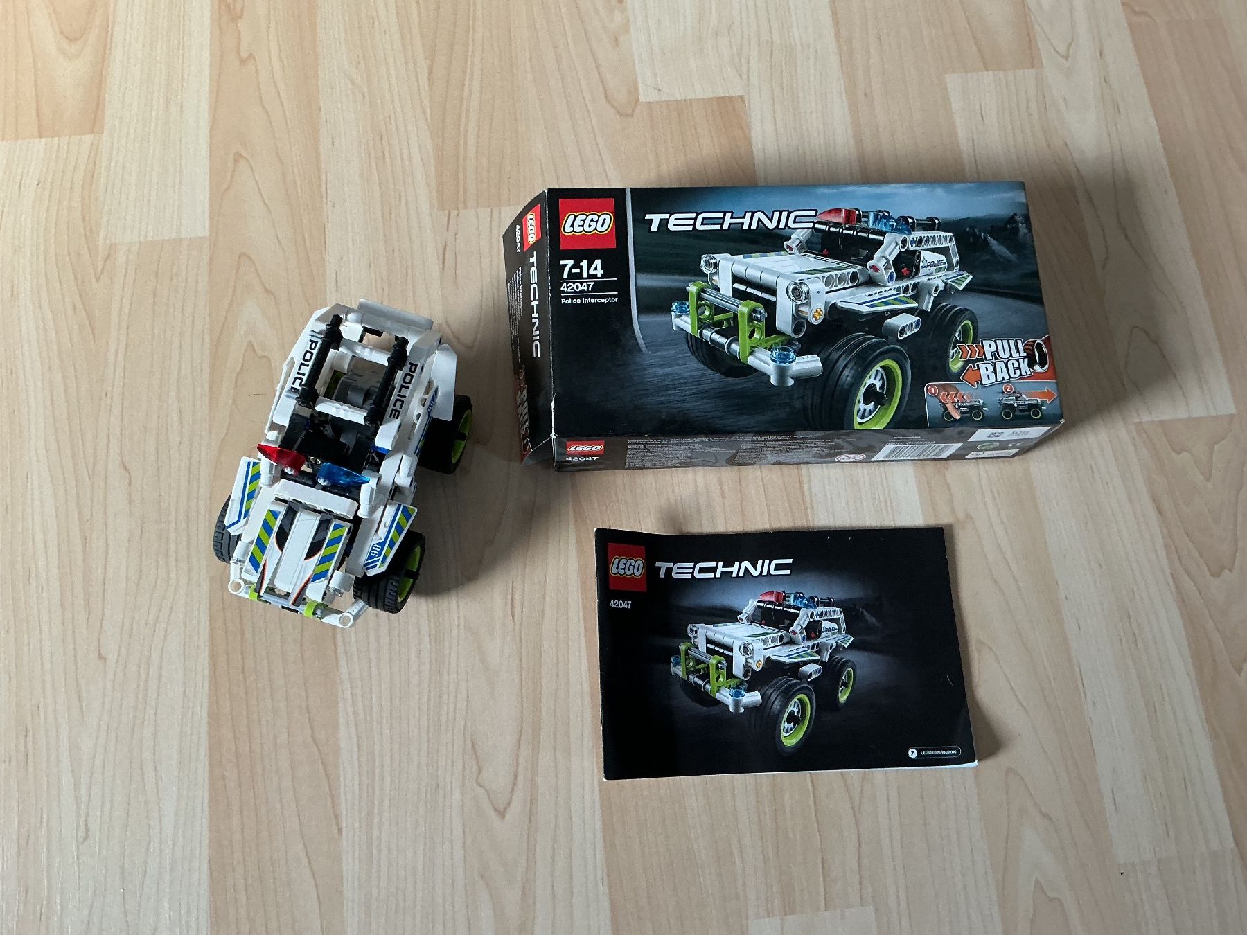 Technics Kit di costruzioni: LEGO Technic 42047 - Polizei Einsatzfahrzeug – Usato da Biel-Benken BL venduto da Cold334