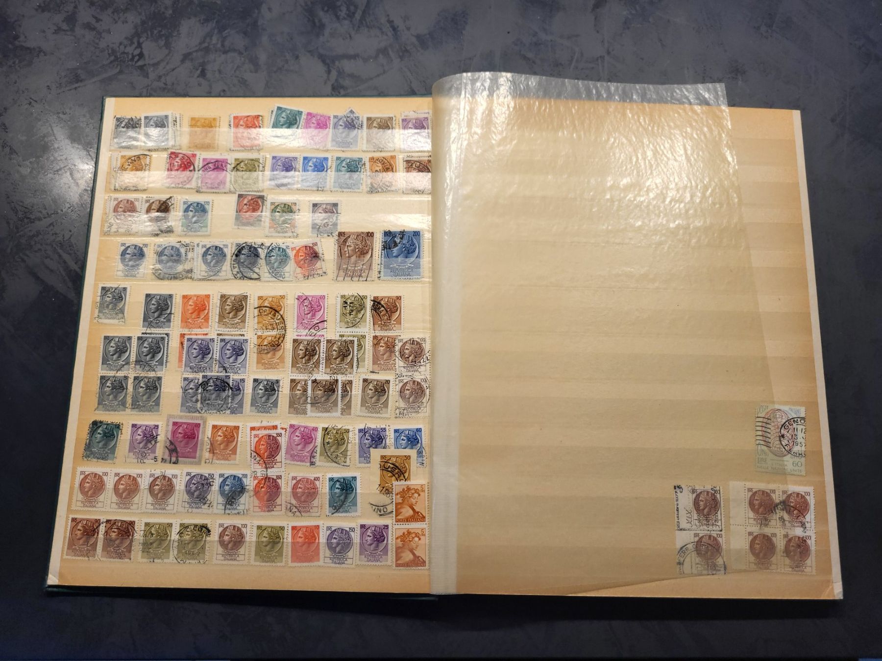 Alle Briefmarken: Sammlung Album - Italien – Gebraucht aus Rümlang von Turrin 3
