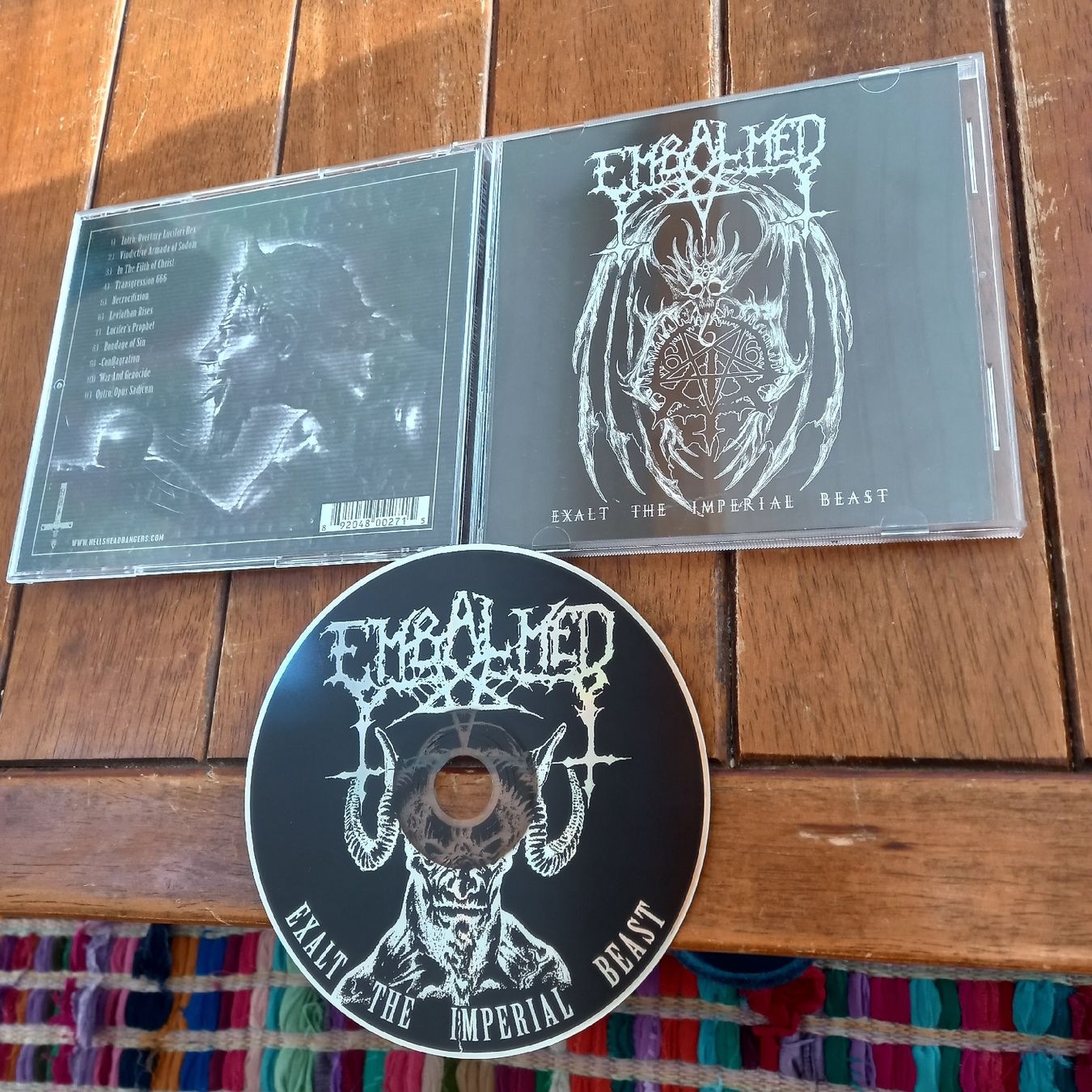 CD: embalmed- exalt... – Usato da St-Cergue venduto da VeganWarrior