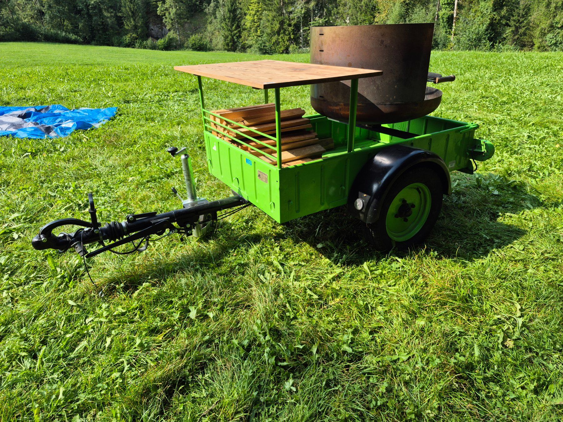 Bracieri: Feuerschalen-Grillanhänger – Usato da Degersheim venduto da Klausi_01 1