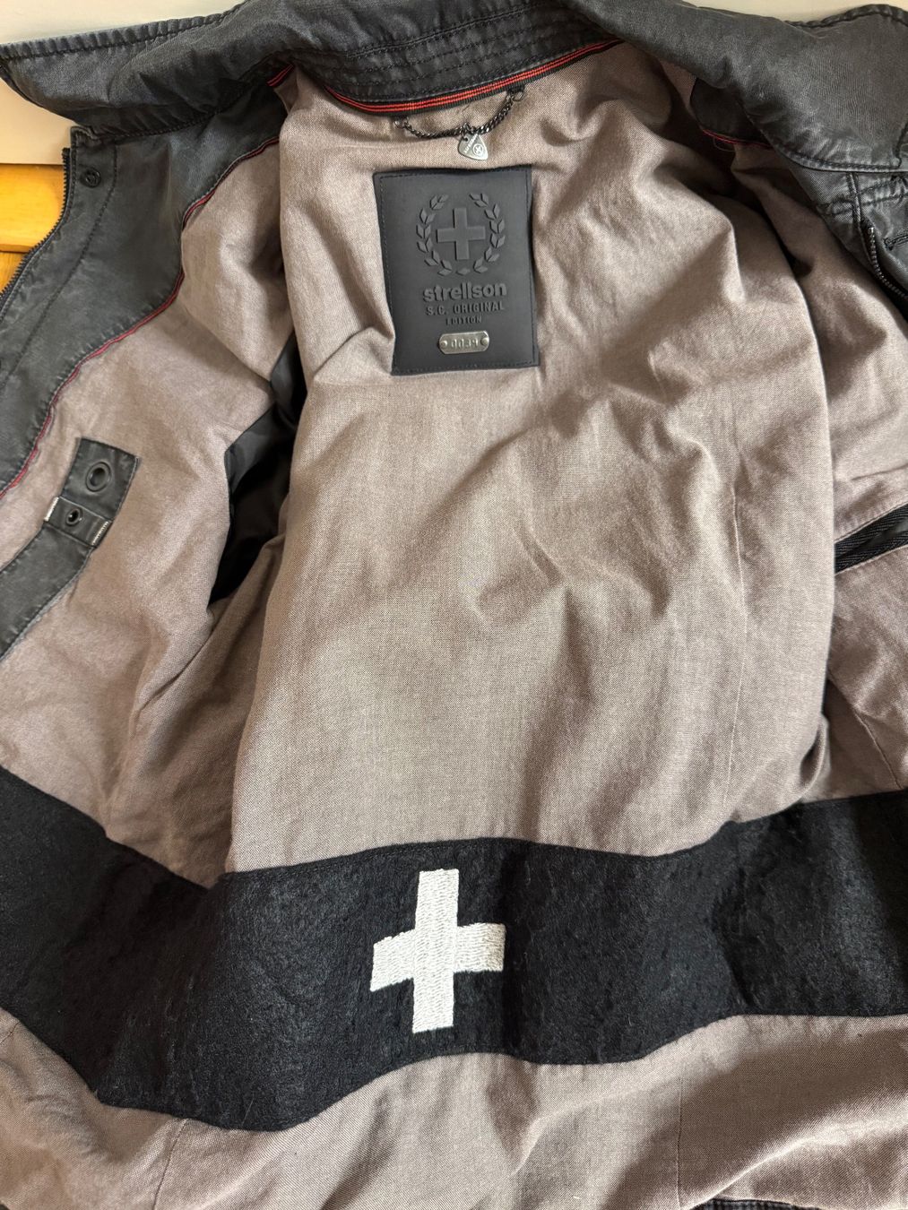 Strellson Giacche: Veste Strellson édition spéciale - taille S (48) – Usato da Genève venduto da Igoreuf 6