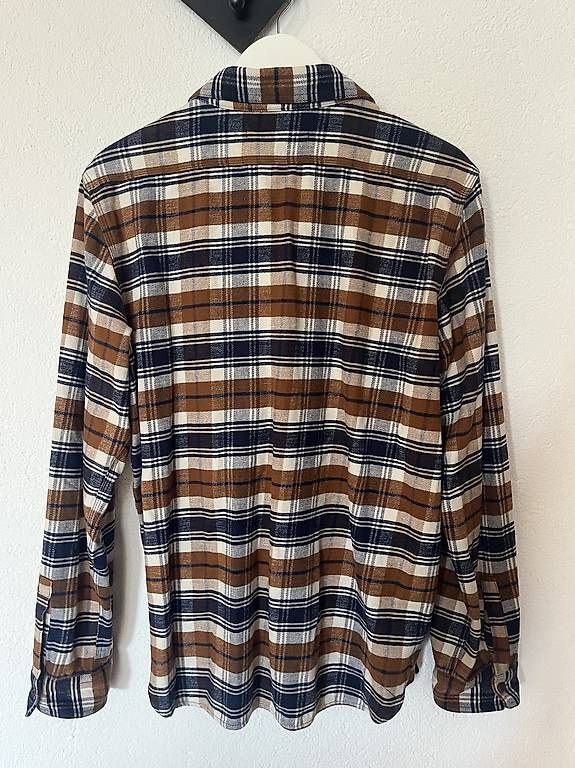 Blusen: Hemd / leichte Jacke – Gebraucht aus Thun von Jaeeeel 2