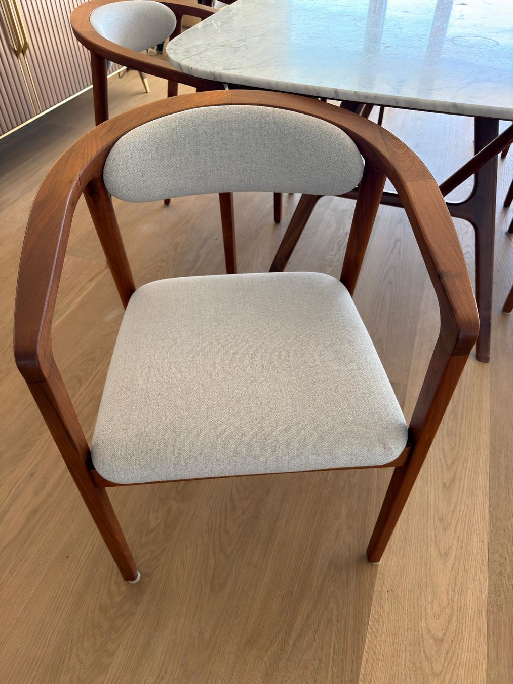 Set di tavolo e panche: Marmor Tisch mit Stühlen – Usato da Herrliberg venduto da nba_xl97 3