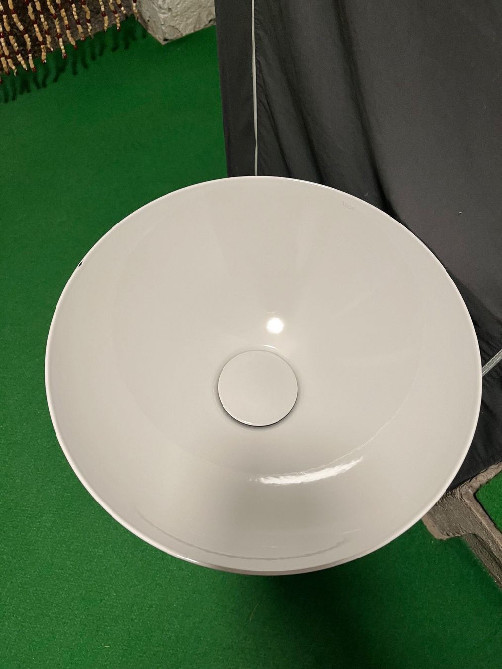 Lavabi & lavandini: **Lavabo rund mit Syphon** – Usato da Thun venduto da Koala100 3