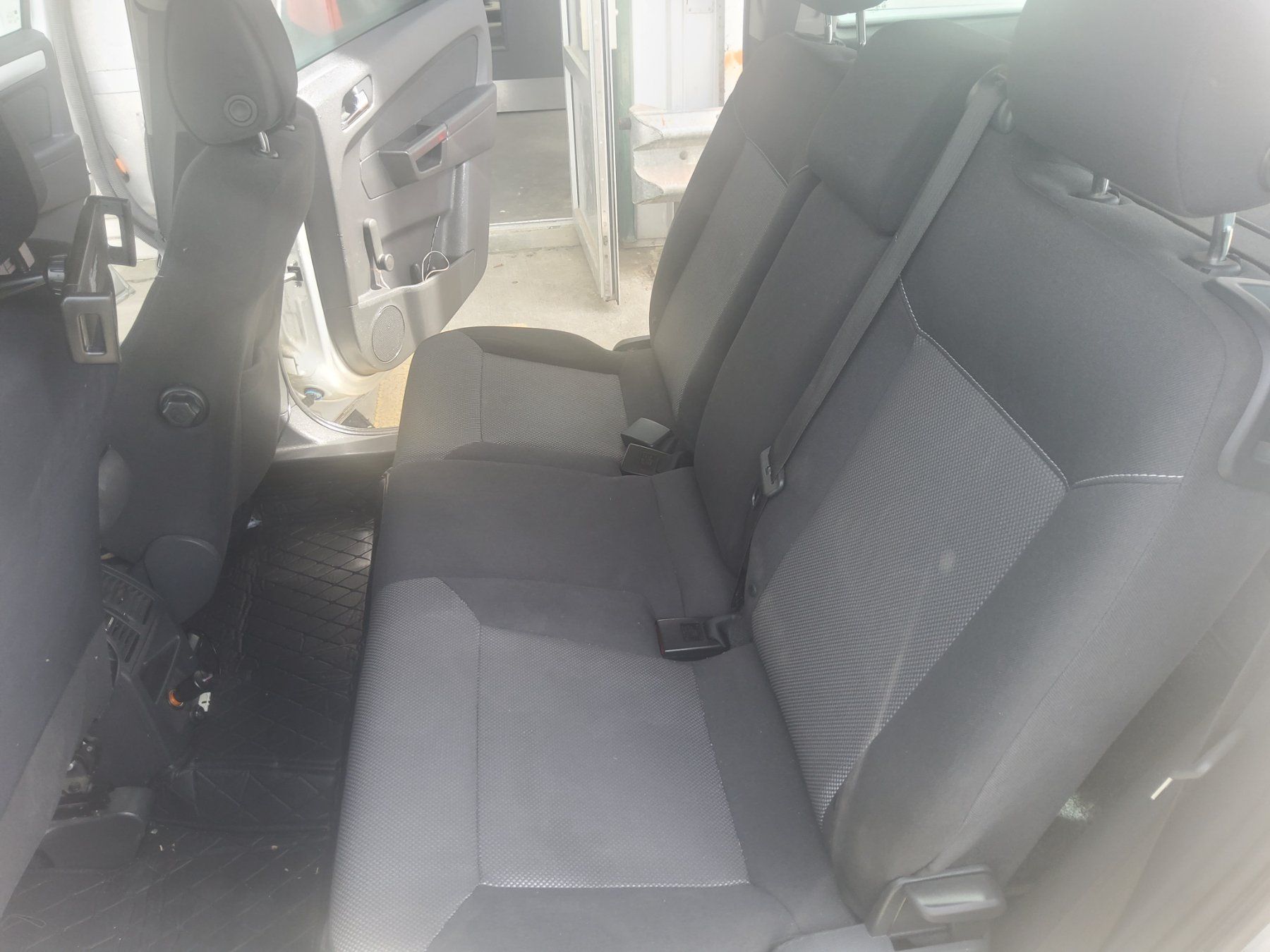 Opel Automobili: Opel Zafira 1.9CDTi – Usato da Zug venduto da zibi1201 7