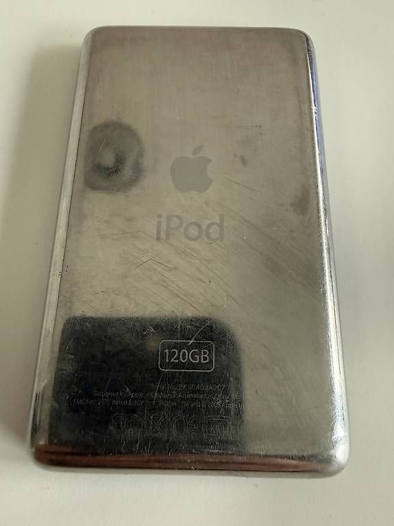 Tragbarer Mediaplayer: iPod Classic 120 GB  – Gebraucht aus Basel von bln_p758 1