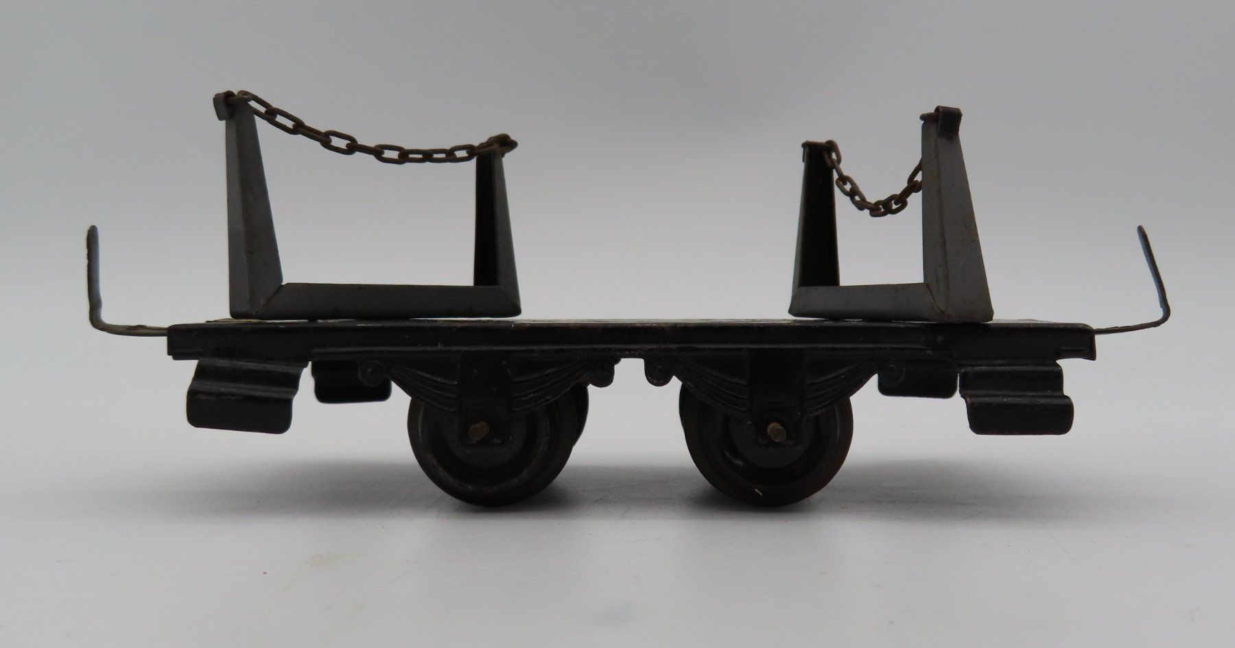 Modelleisenbahnen: Antike Spielzeug-Bahnwagen – Defekt aus Reinach BL von WBZ-Flohmarkt 8