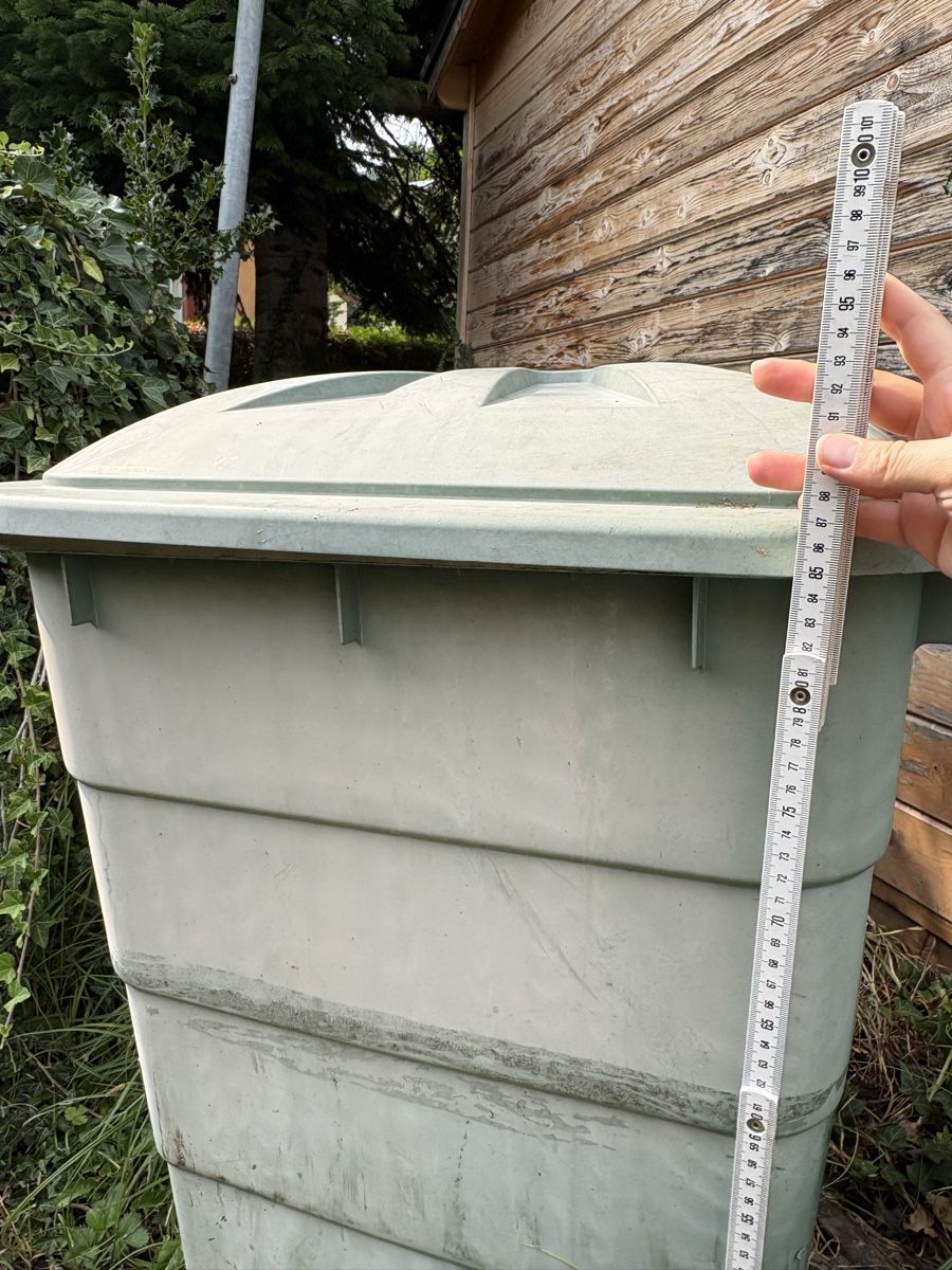 Contenitori & Simili: Wasserbehälter 300L gebraucht – Usato da Kriens venduto da aloha19 3