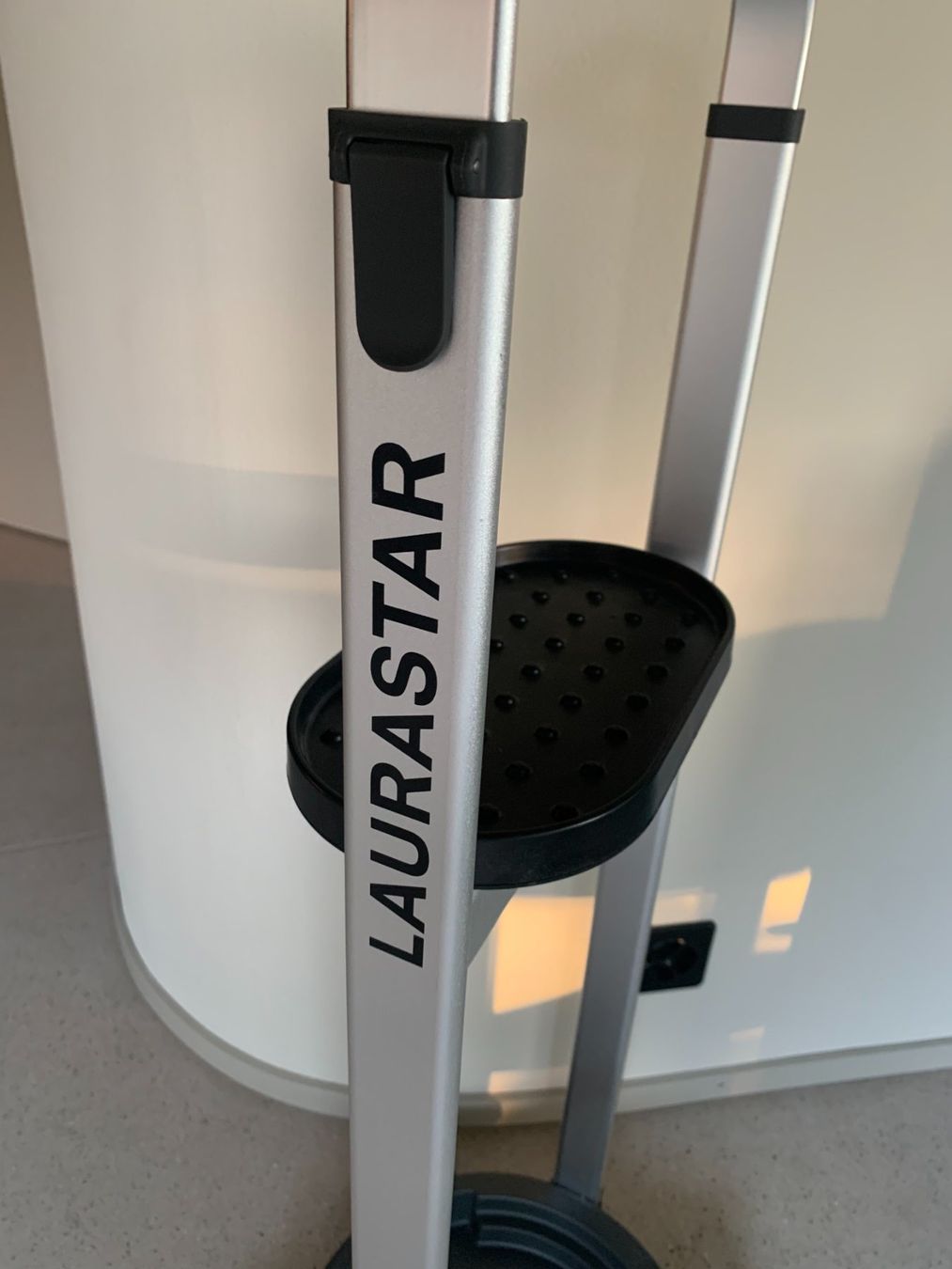 Laurastar Bügelbretter: Laura Star Steam Cart – Neu (gemäss Beschreibung) aus Zürich von Saqil 1