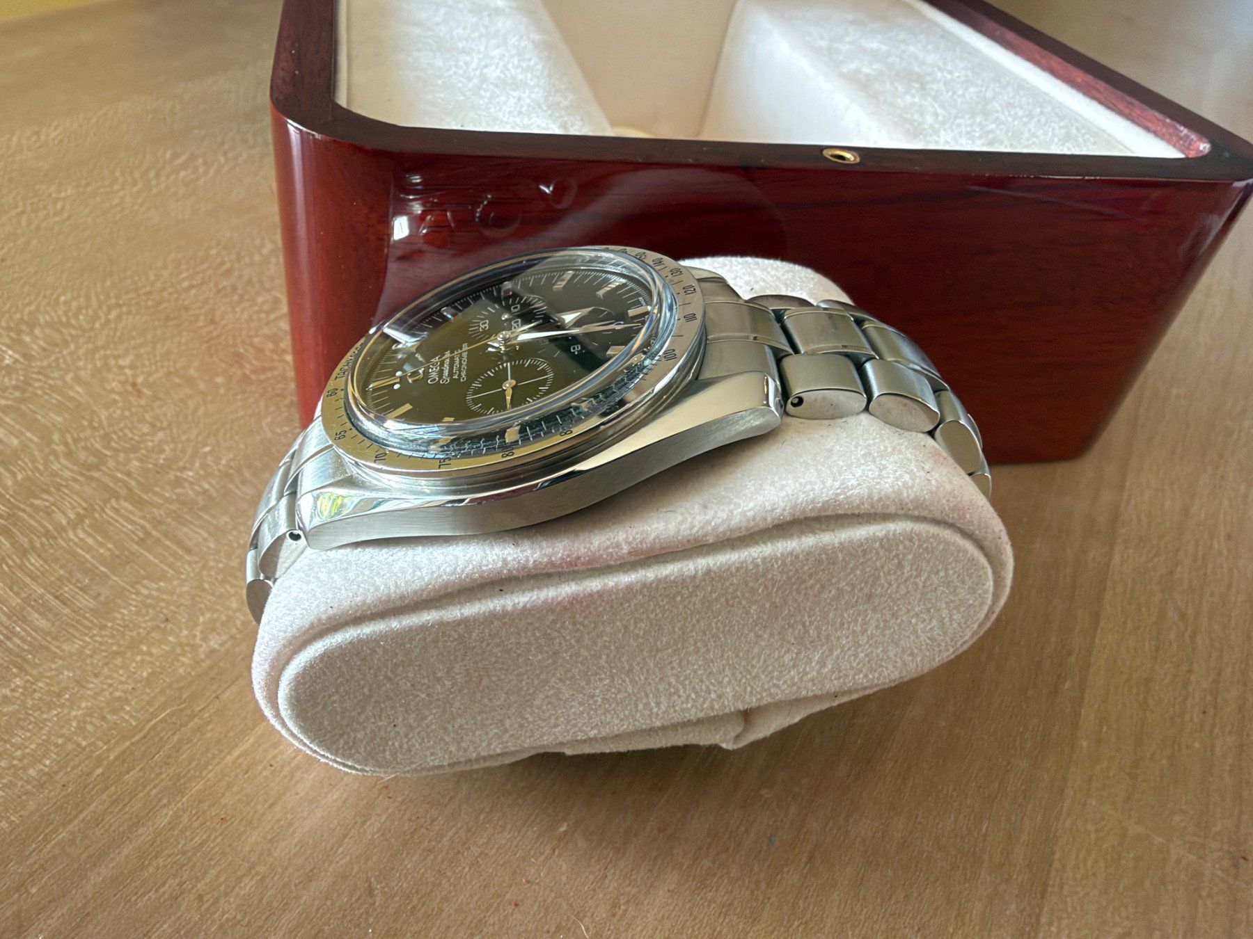 Omega Orologi: Omega Speedmaster Broad Arrow Ref. 3551.50.00 – Usato da Henggart venduto da Stabilo3 5