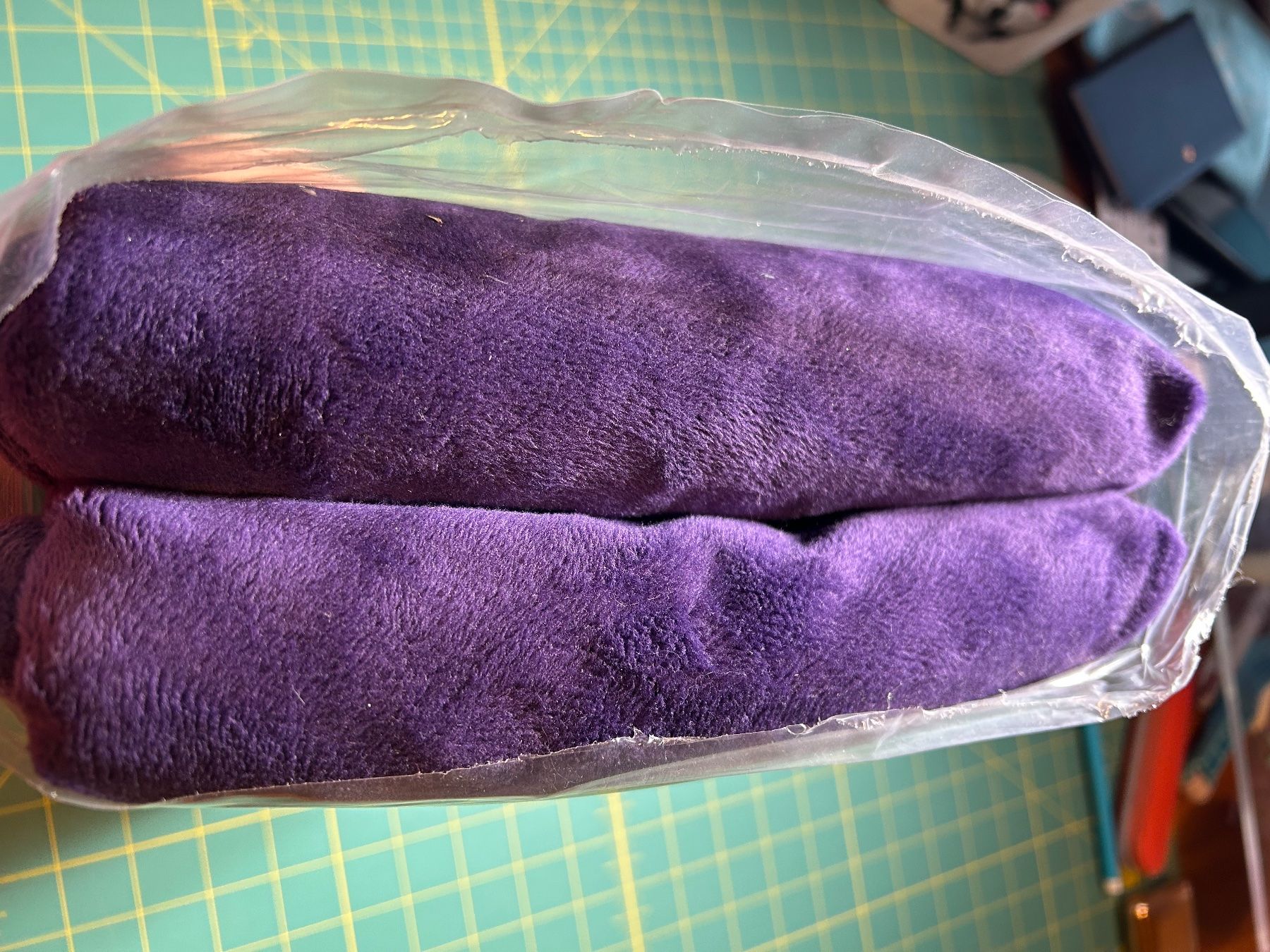 Tessuti: Tissu Cuddle extra-large couleur aubergine – Nuovo (secondo la descrizione) da Bouveret venduto da sev_qj7l 1