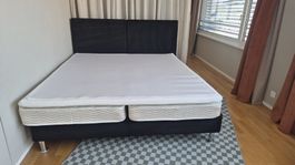 Doppelbett mit zwei Matratzen und Topper schwarz 180x200cm