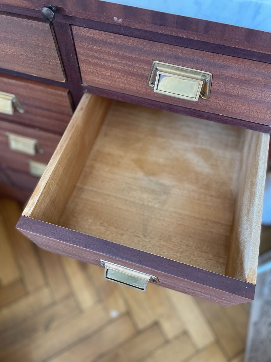 Kommoden: Schubladenstock / Kommode mit Marmorplatte, Messinggriffen – Gebraucht aus Gelterkinden von highfligh 5