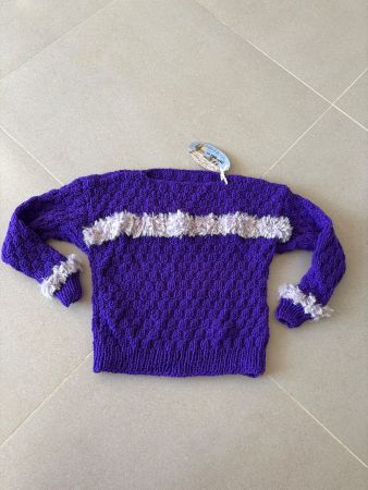 Handmade Pullover lila Grösse 104-110 neu