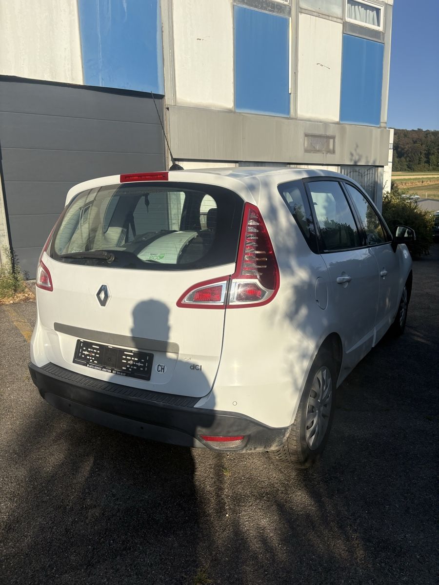 Renault Automobili: Renault Scenic 1.9 DCI – Difettoso da Gals venduto da aya_p7pd 6