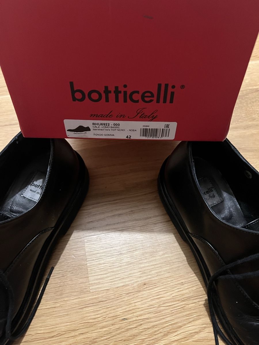 Scarpe da uomo: Botticelli 42 – Usato da Mollis venduto da ChriMiJoRe 1