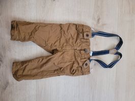 Elegante Hose mit Trägern Grösse 68