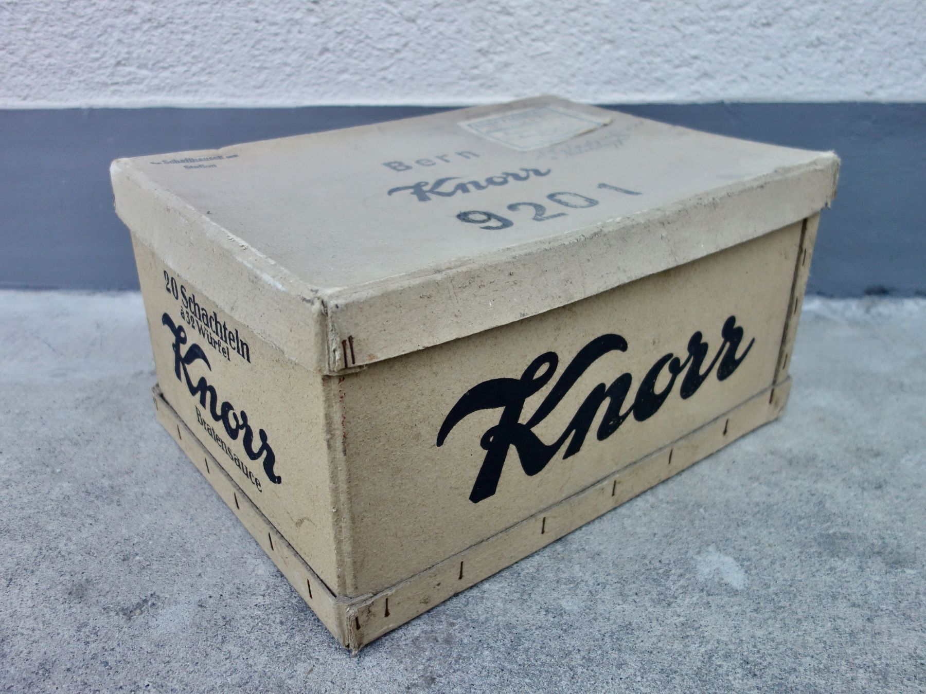 Transportkisten: Vintage Verpackung KNORR Schachtel Karton – Gebraucht aus Kerzers von bottlesandboxes