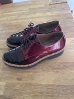 Schnür Schuhe