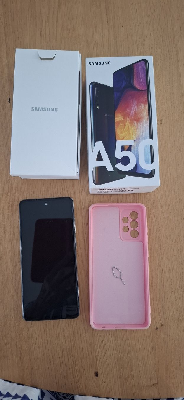 Samsung Telefoni cellulari / Smartphones: Samsung Galaxy A50  – Usato da Ried-Brig venduto da Allerlei-2026