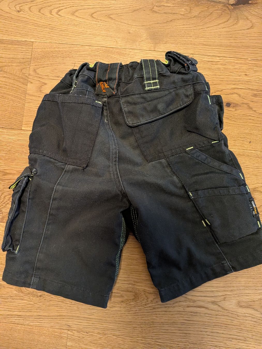 Engelbert Strauss Pantaloni: Engelbert Strauss Kinder Arbeitshose kurz 110/116 – Usato da Gossau SG venduto da arsenal2011 1