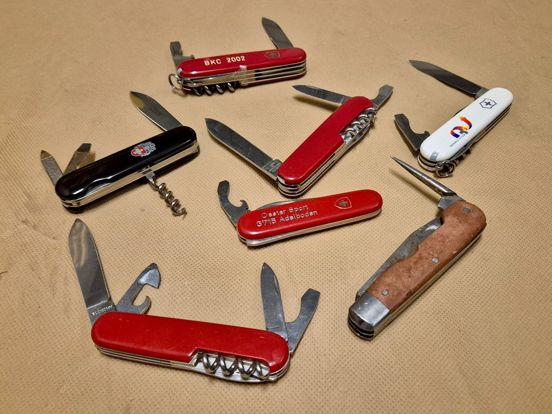 Coltelli tascabile: 7x Schweizer Taschenmesser – Usato da Belp venduto da Preissturzflieger