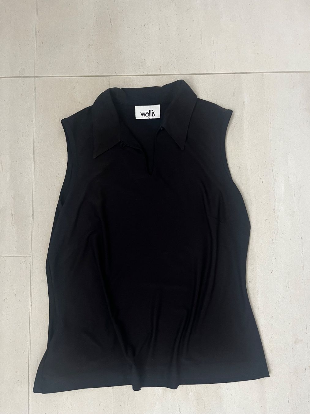 Top: Damen Top von Wallis Gr 38 – Usato da Luzern venduto da Sono2