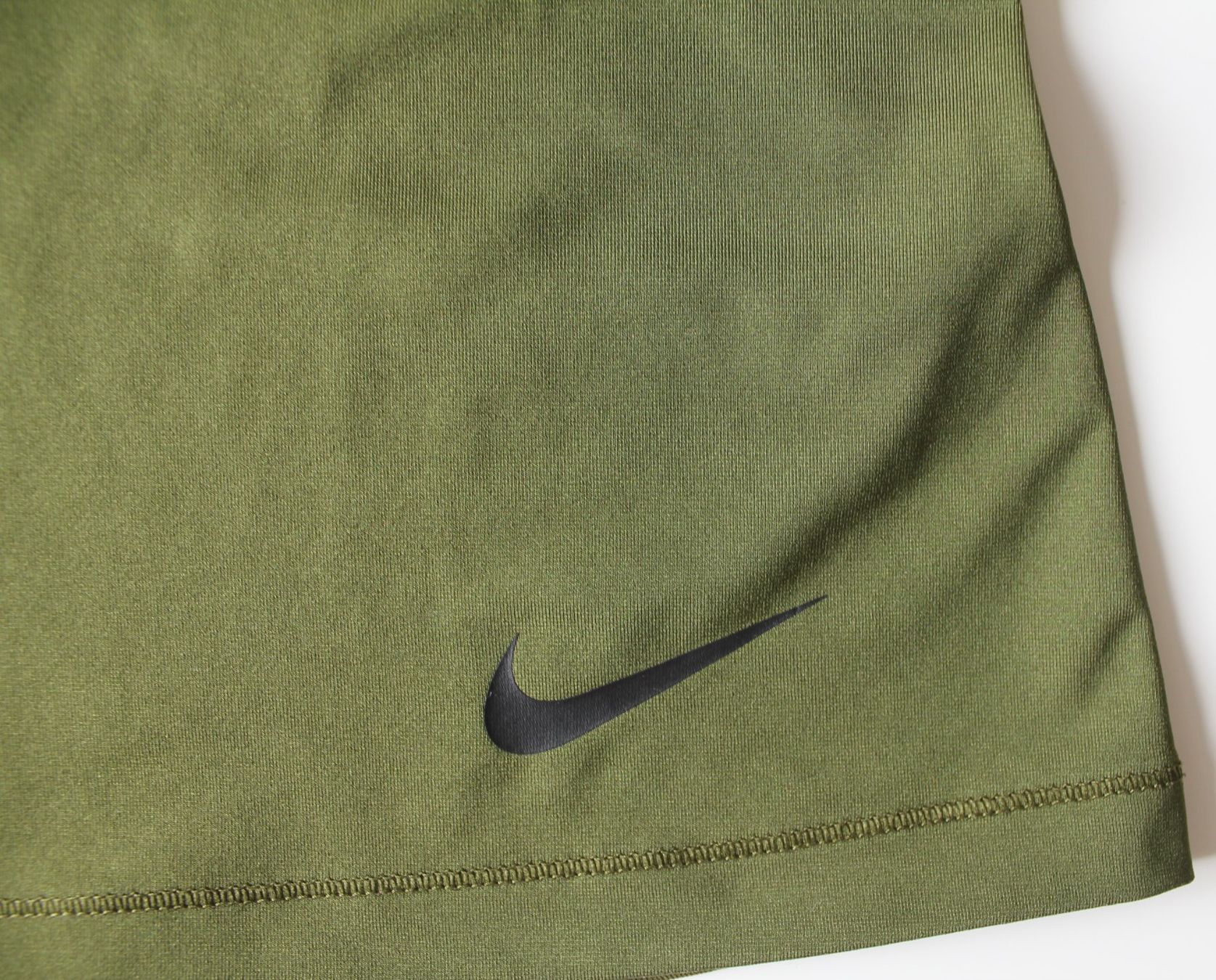 Nike T-shirt: T-shirt Nike Pro vert t. env. S – Usato da Peseux venduto da Gilloss 2