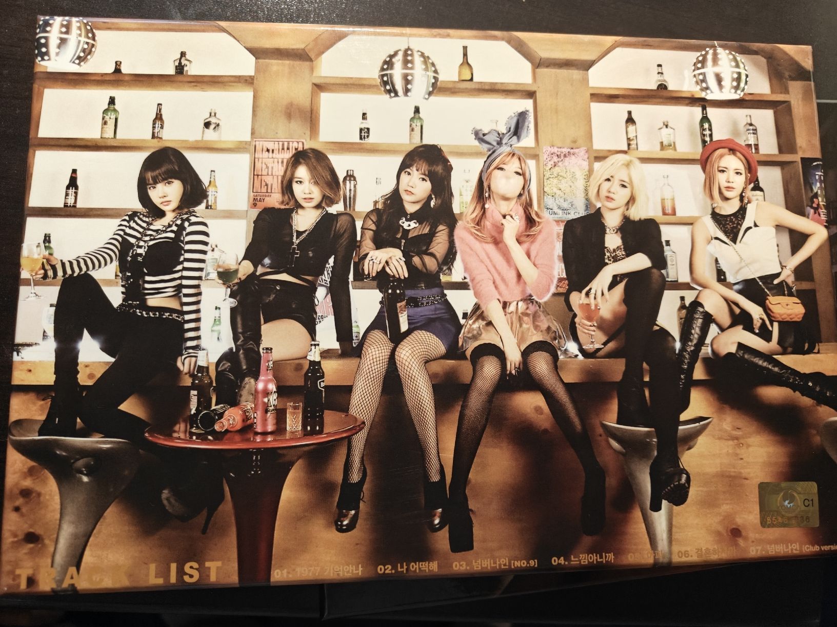 CD: T-ARA - Again 1977 - Album Repackage – Nuovo (secondo la descrizione) da Carouge GE venduto da Andelie 2