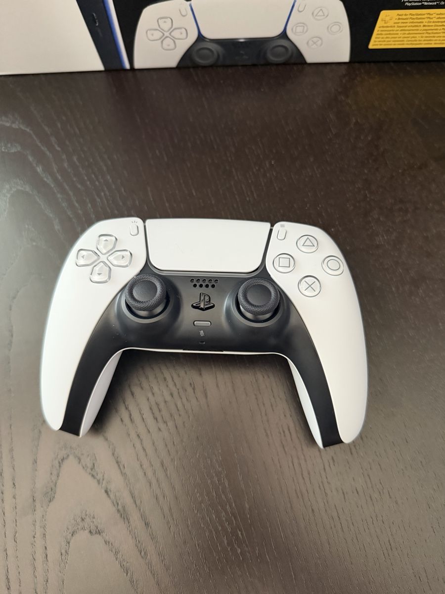 Sony Console: PS5 Digital Edition 825 GB – Nuovo e nell'imballaggio originale da Spiez venduto da vvo_627h 1