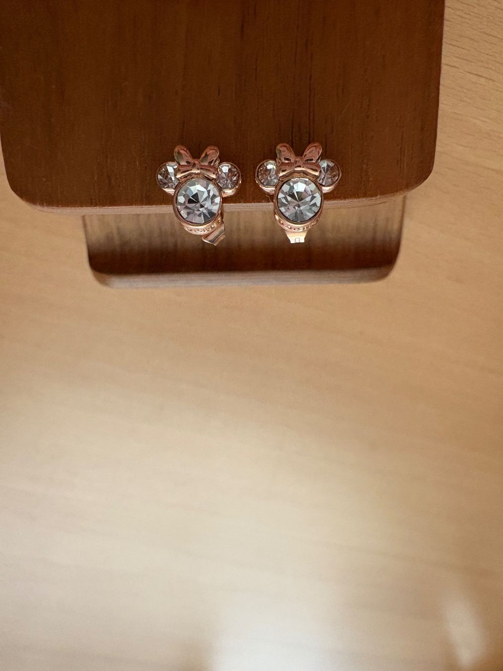 Orecchini pendenti & Orecchini a lobo: Disney Minnie Mouse boucles d'oreilles – Usato da Monts-de-Corsier venduto da mon_rp2m