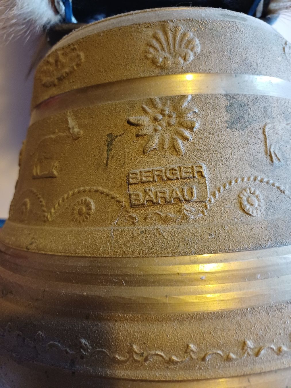 Glocken & Treicheln: GLOCKEN,TREICHEL ,SCHELLEN – Gebraucht aus Walchwil von Garry3 1