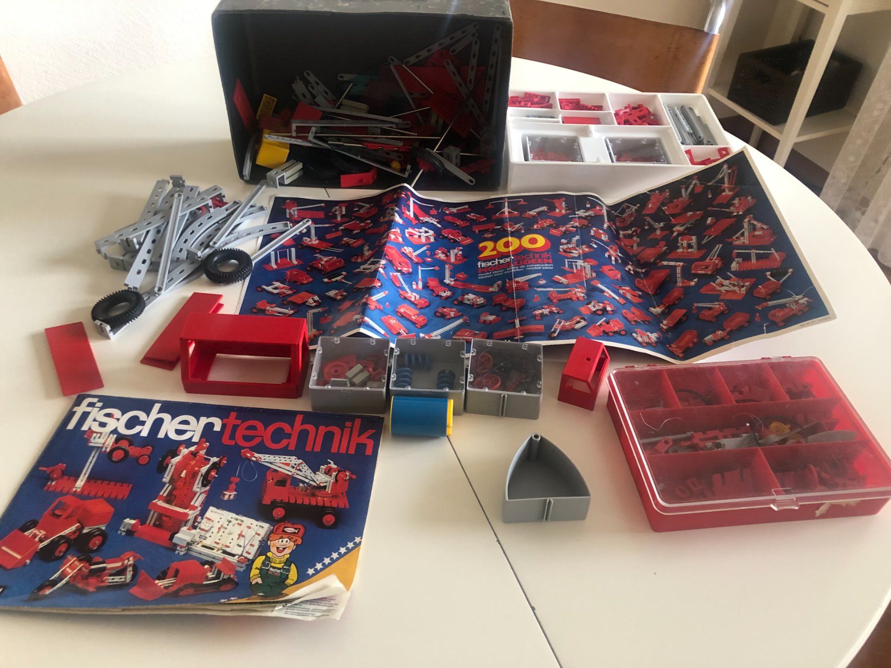 Fischer Jouets: Fischtechnik diverse Bauteile mit Anleitung – D'occasion à Bassersdorf par sammelfloh