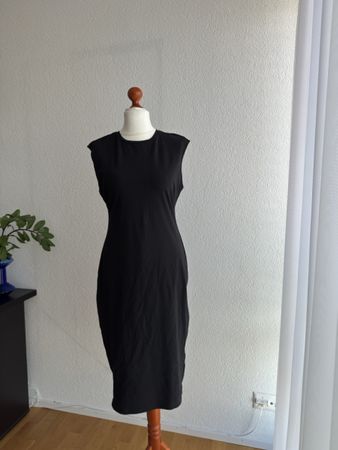 Sommerkleid von Zara, Grösse XL, Schwarz!