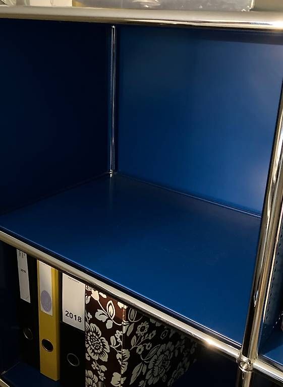 USM Scaffali: USM Regal - Gestell - Original - Stahlblau – Usato da Winterthur venduto da pompea 1