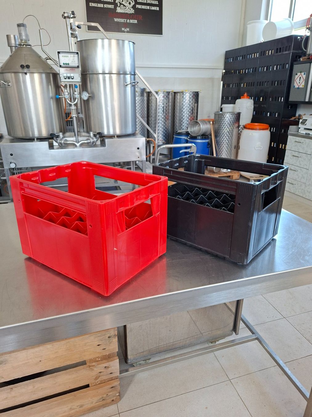 Sonstige Dekorationen & Accessoires: Bier Harass – Gebraucht aus Ballwil von bau_b5mq