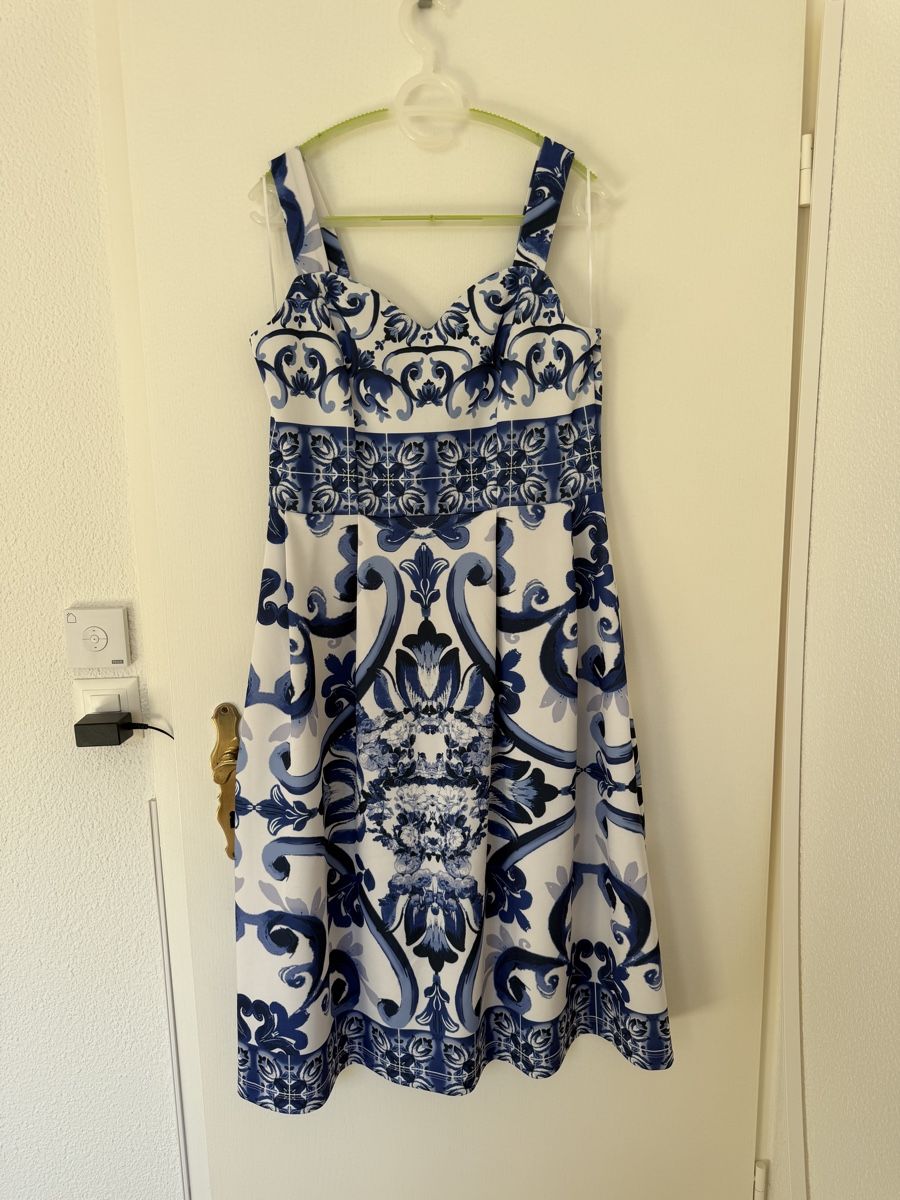 Vestiti: Kleid Grösse 40/42 NEU – Nuovo (secondo la descrizione) da Schübelbach venduto da Sambodscha