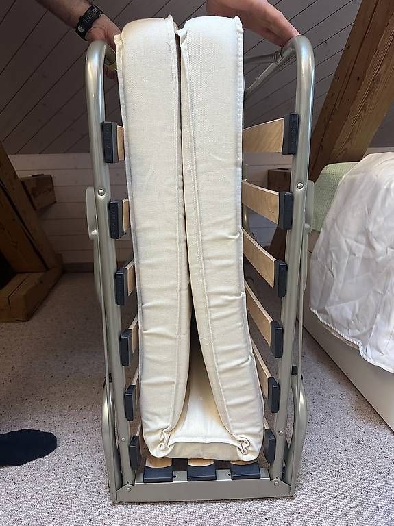 Betten: Klappbett 80/190 cm  – Gebraucht aus Zell ZH von NIGUL 2