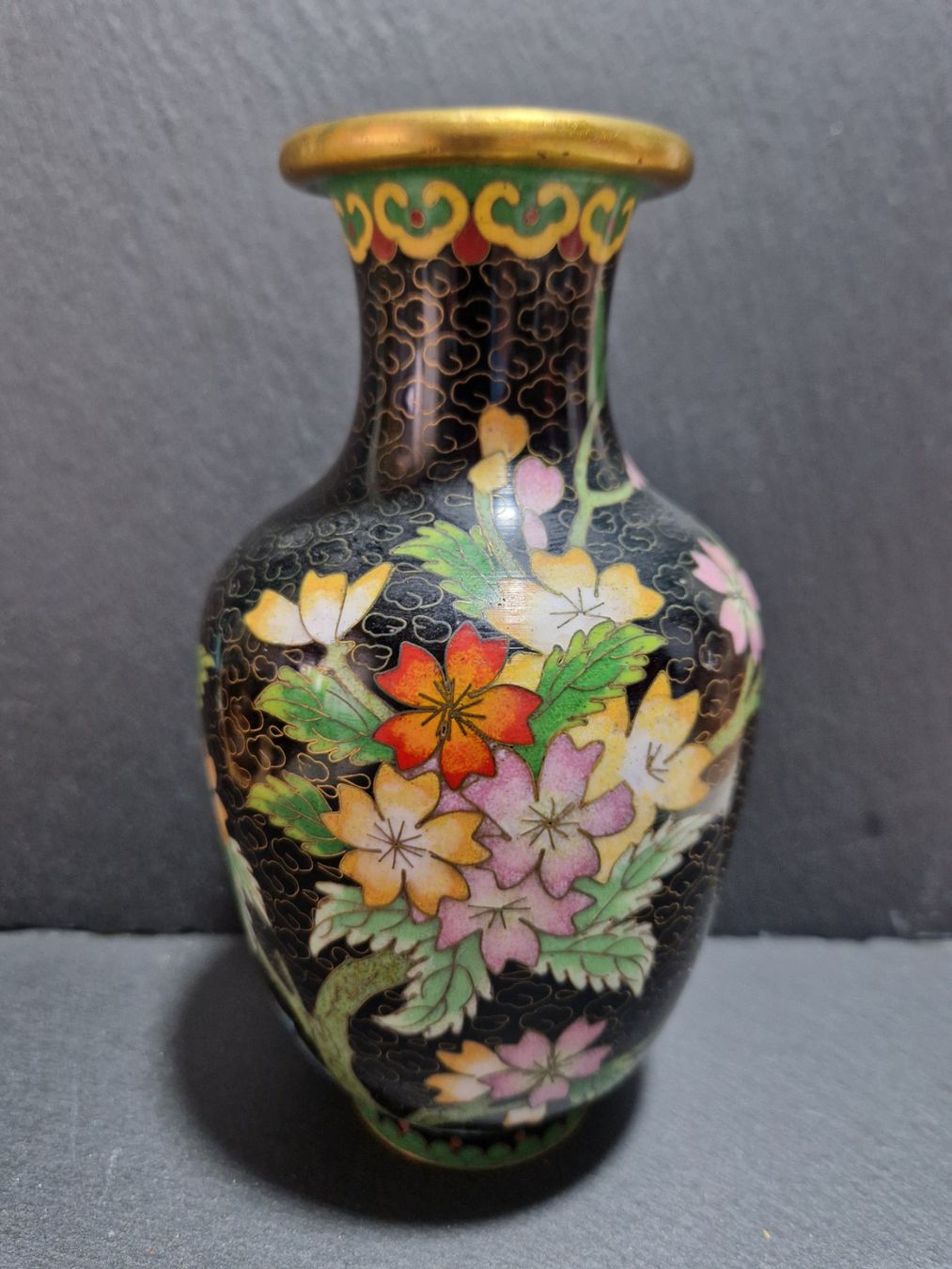 Vasi & Recipienti: Cloisonné Vase China Emaille – Usato da Winterthur venduto da Sadega
