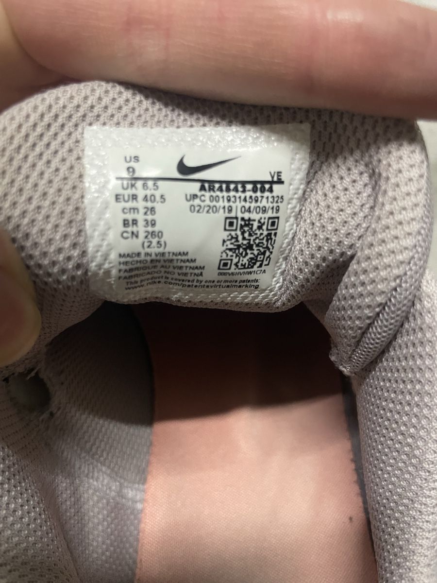 Nike Herrenschuhe: Nike Training Shoes Grey Pink EU 40.5 US 9 – Gebraucht aus Cham von vsgesser 3