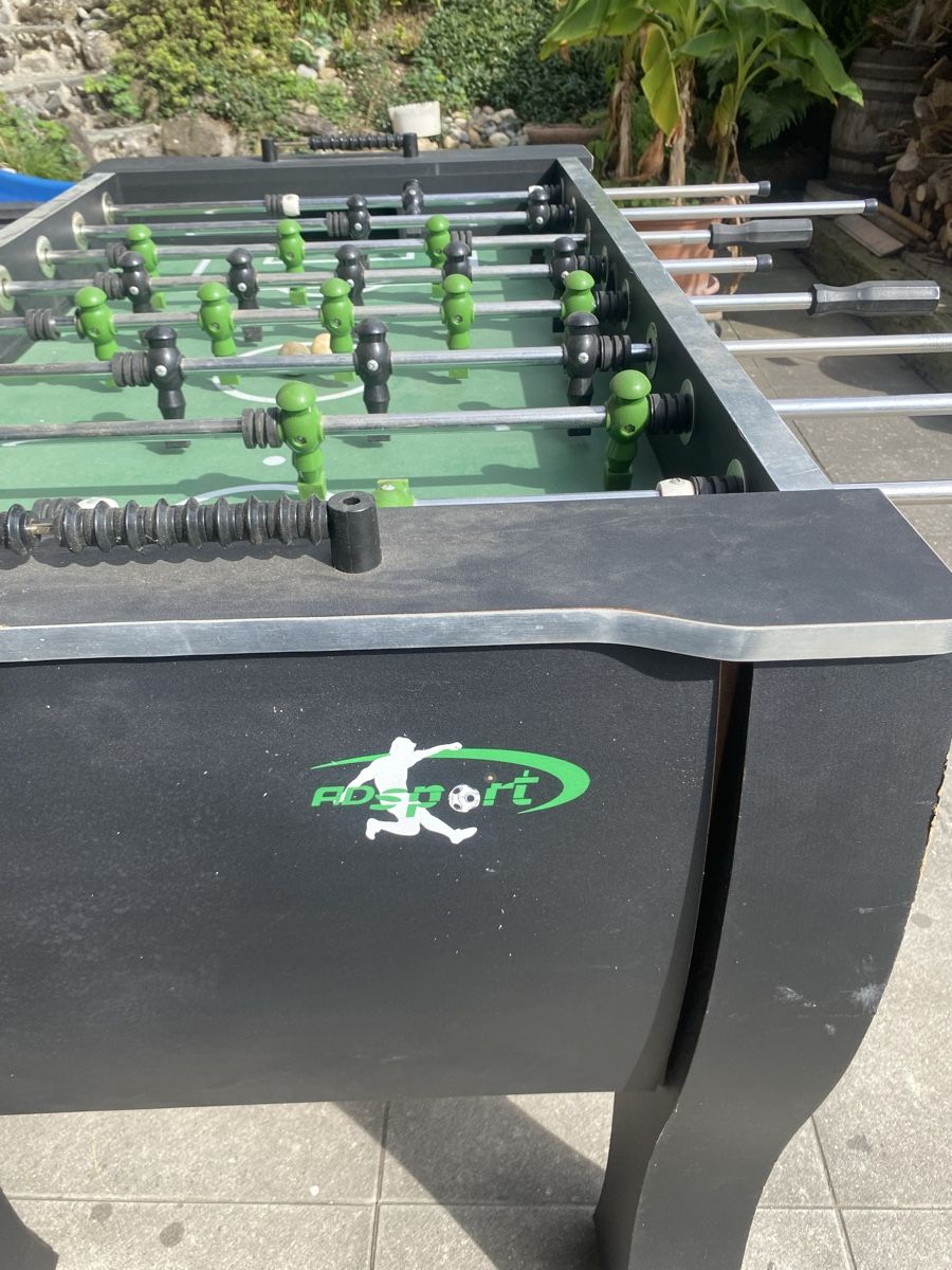 Jeux: Tischkicker/ Tschüttelikasten  – D'occasion à Märwil par th.sellsnbuys 4