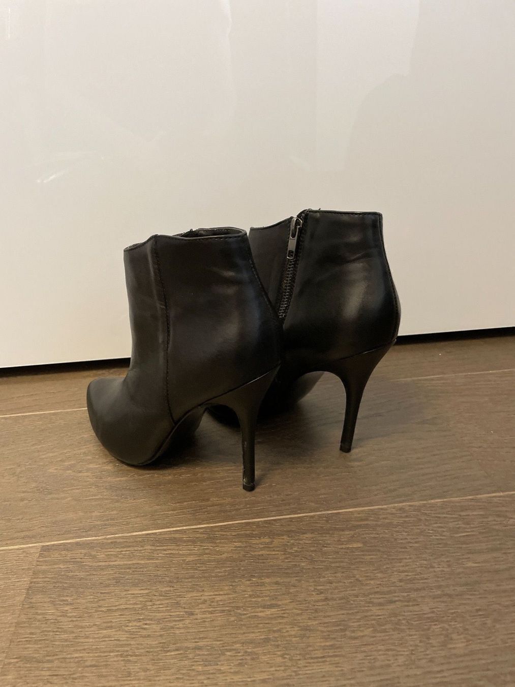 Steve Madden Scarpe da donna: Steve Madden Stiefel aus echtem Leder – Nuovo (secondo la descrizione) da Grenchen venduto da servet.t 1
