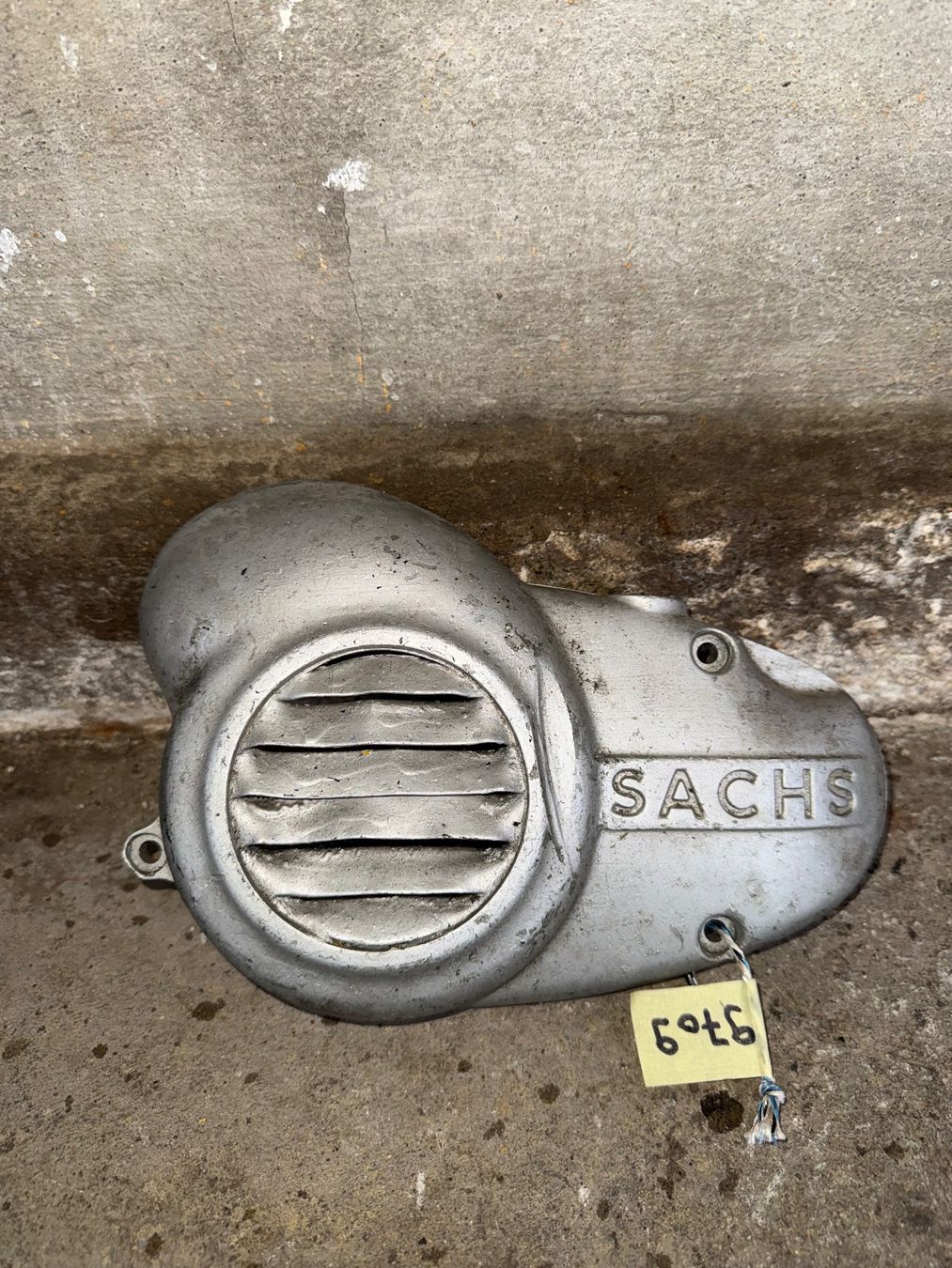 Sachs Mofa-Ersatzteile: Sachs 502 Mofa Lüfterabdeckung – Gebraucht aus Fahrni b. Thun von berger_tuning34