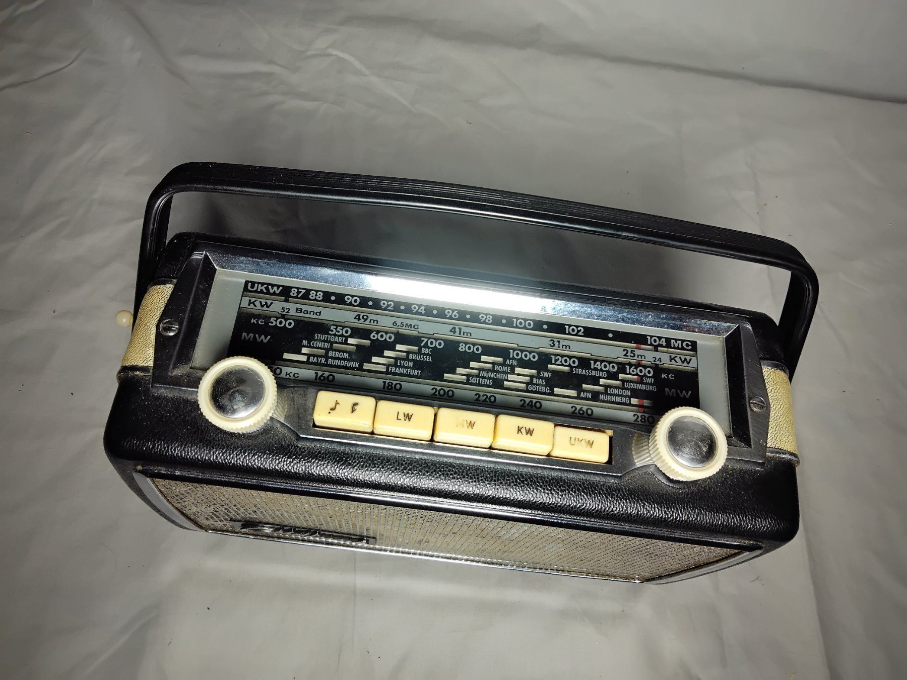 Radio: Transistorradio SÜDFUNK sehr frühes Transistorradio – Usato da Nuglar venduto da lampa-radio 4