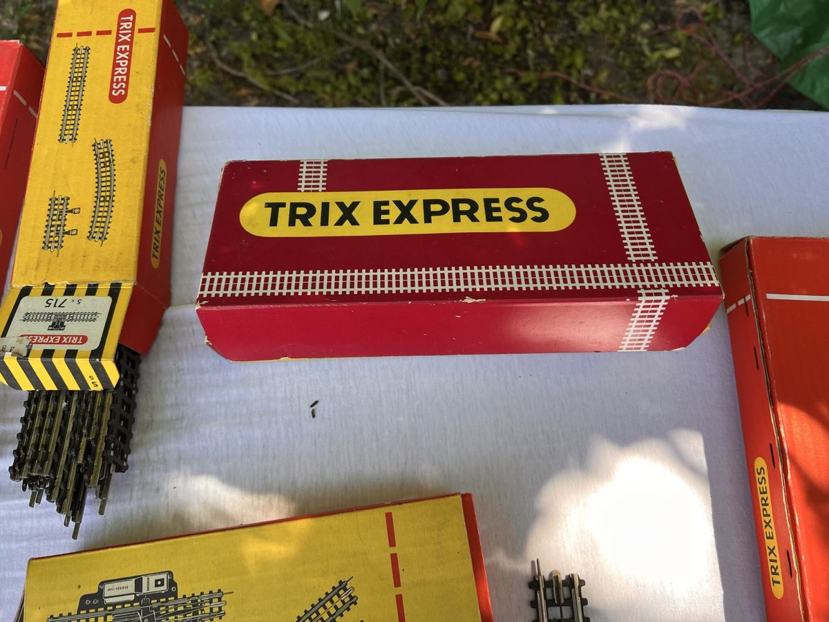 Trix Modellini di ferrovie: Trix Express Bahngleise (119) – Usato da Glattfelden venduto da maa_qcj8 3