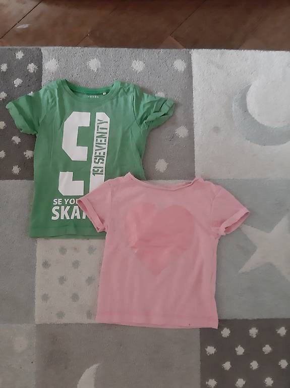 Camicette, T-shirt & Top: T-Shirts 92-104 – Usato da Männedorf venduto da Linkesan 2