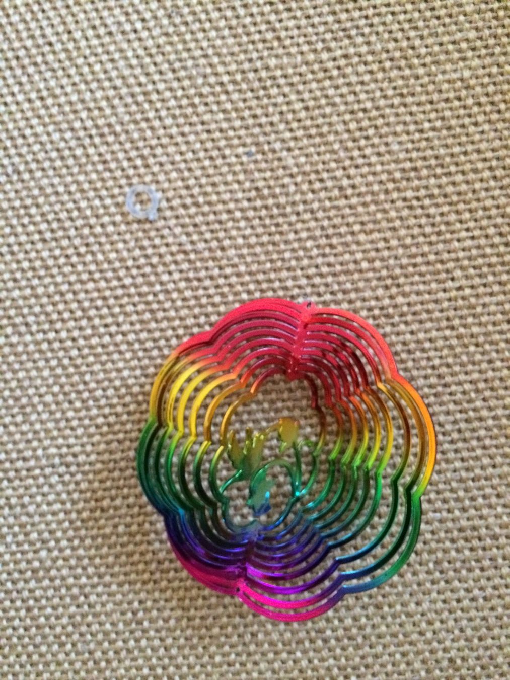 Altro in Decorazioni & Accessori: Windspiel in Regenbogenfarben, DM 15 cm, 3D Effekt, GL 49 cm – Nuovo (secondo la descrizione) da Buchs AG venduto da ReaNaTsch 1