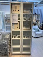 Armoire vitrée