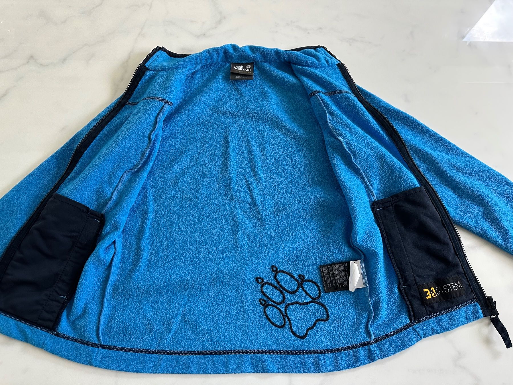 Jack Wolfskin Vestes & Manteaux: Jack Wolfskin Polar Jacke Kinder Gr. 140 – D'occasion à Lausen par Swissart123 2